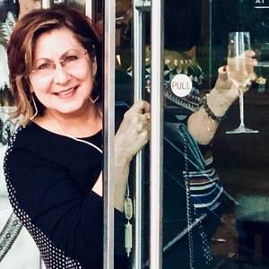 Meet your Posher, Carol sue